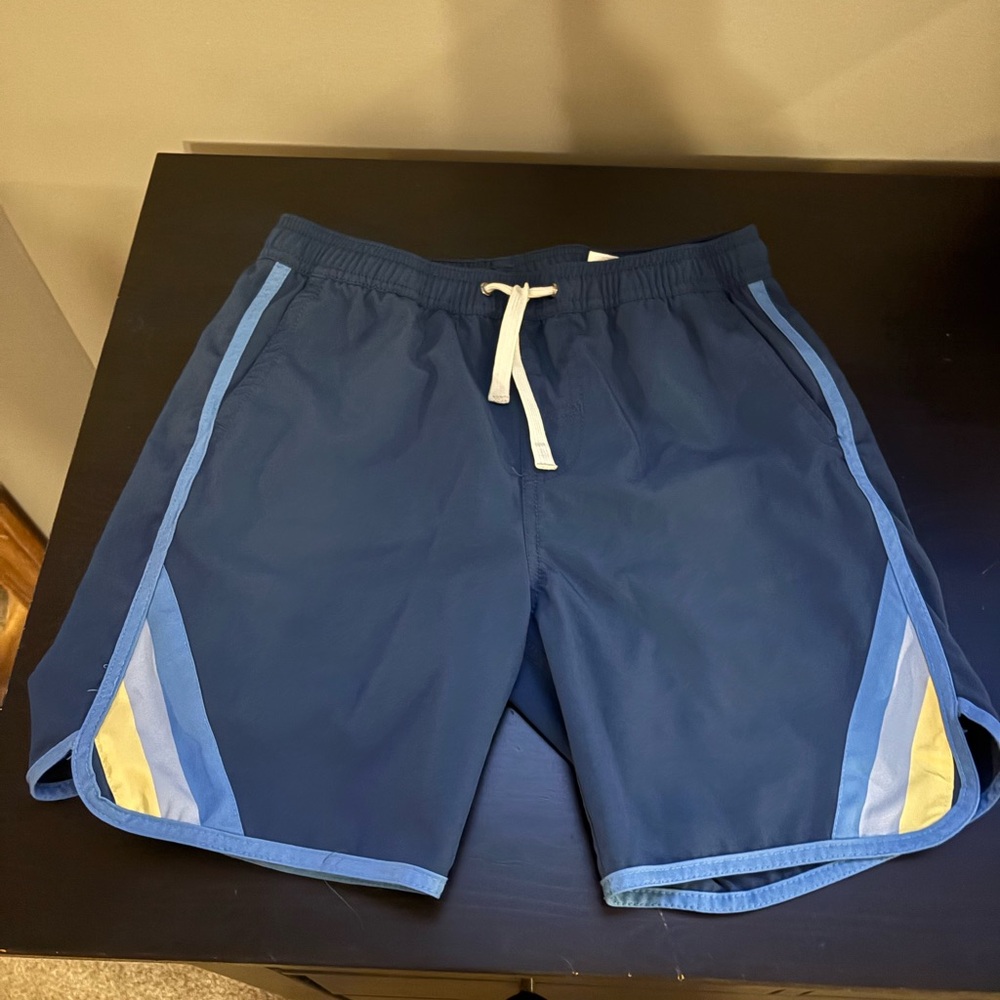 Fair Harbor youth L swim trunks